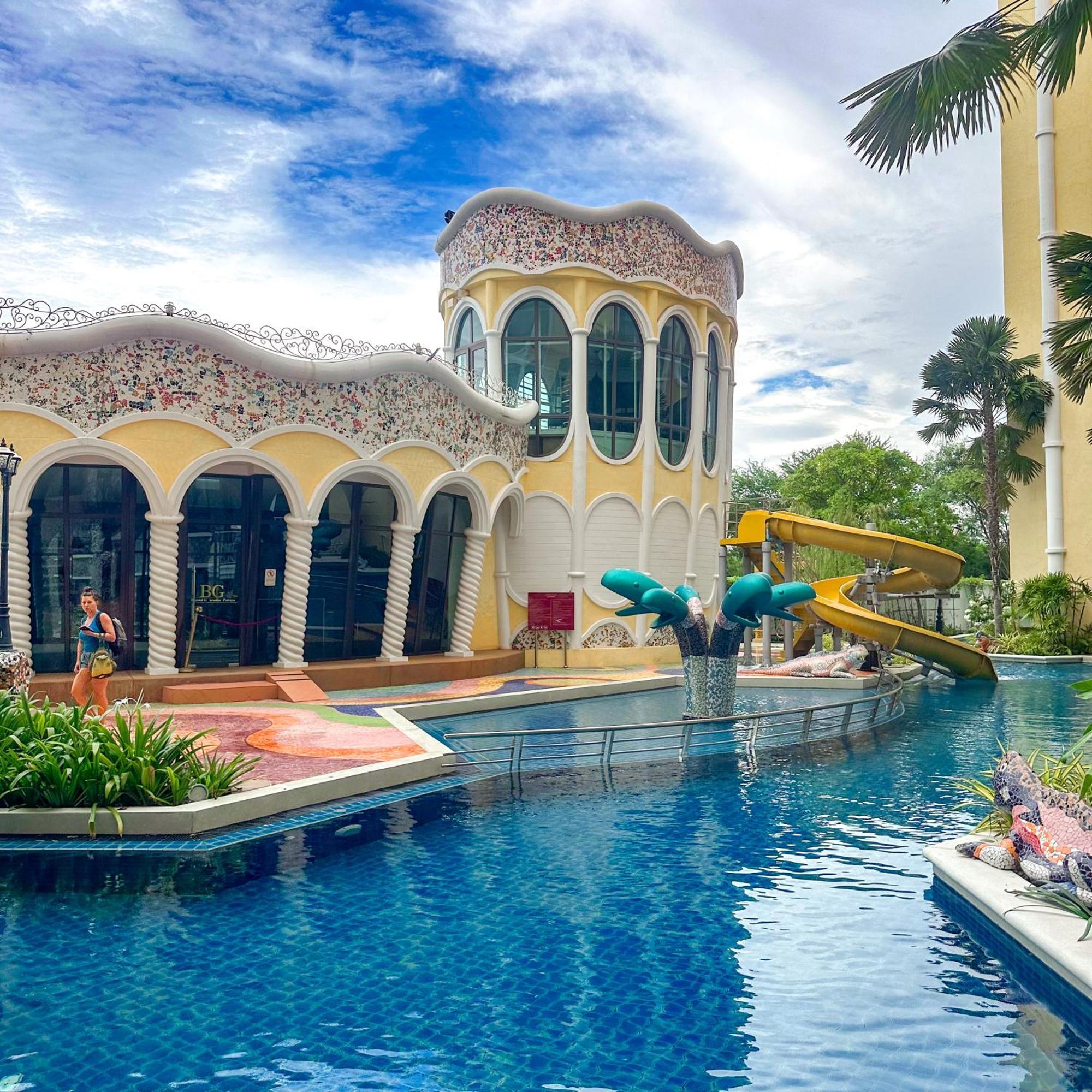 Espana Resort Jomtien Beach Pattaya Exteriör bild