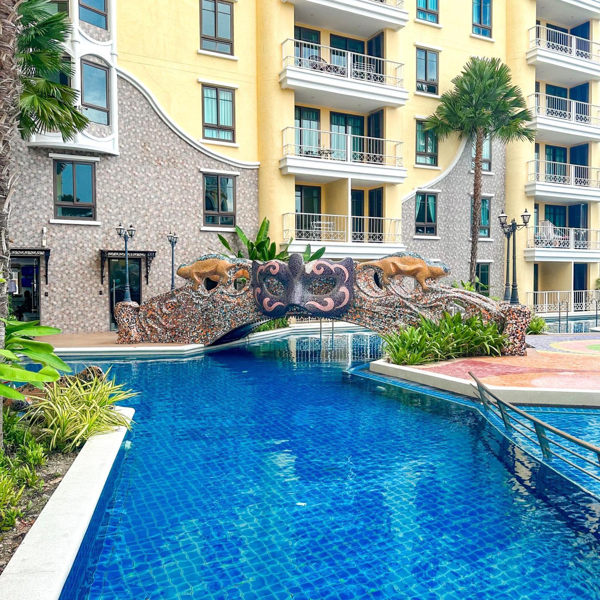 Espana Resort Jomtien Beach Pattaya Exteriör bild