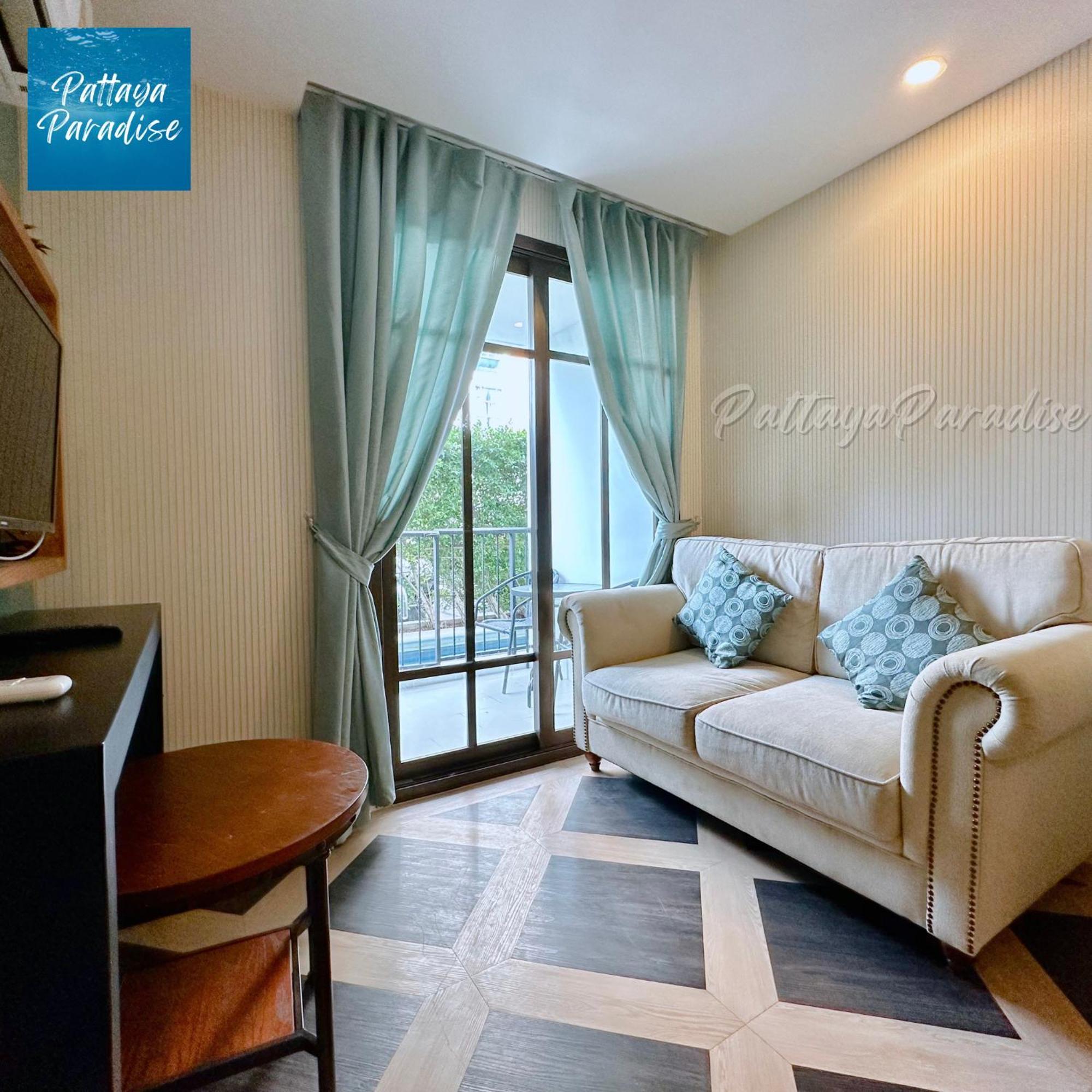 Espana Resort Jomtien Beach Pattaya Exteriör bild