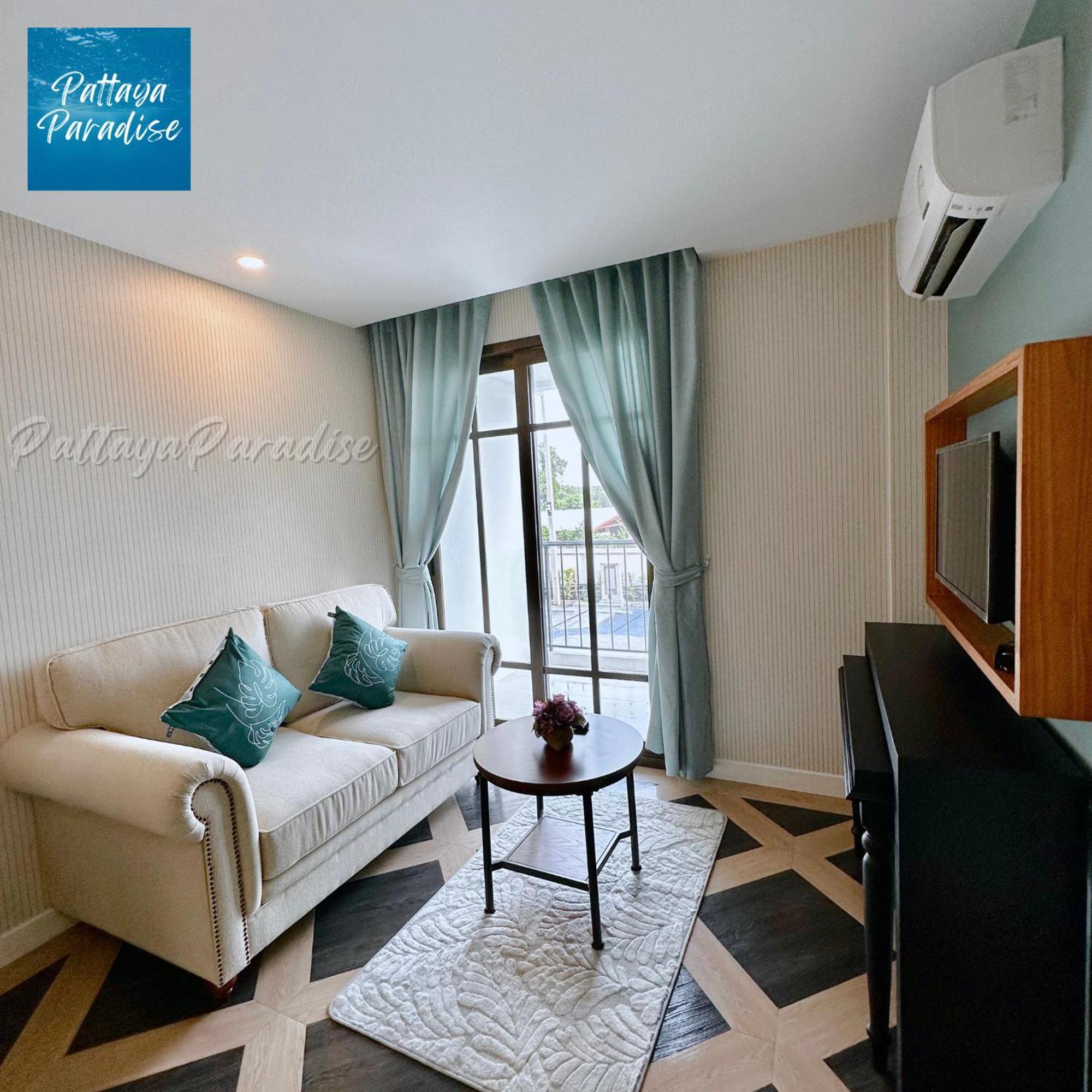 Espana Resort Jomtien Beach Pattaya Exteriör bild