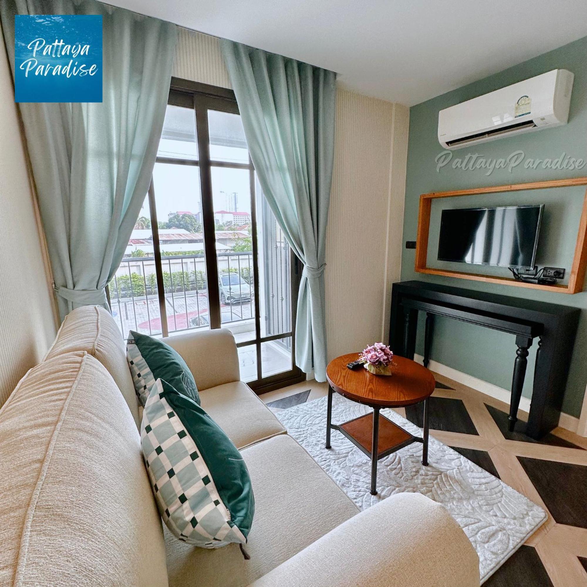 Espana Resort Jomtien Beach Pattaya Exteriör bild